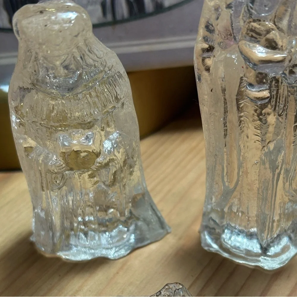 Vintage Glass Nativity Christmas Decor Set w Box Incomplete vintage nativity set